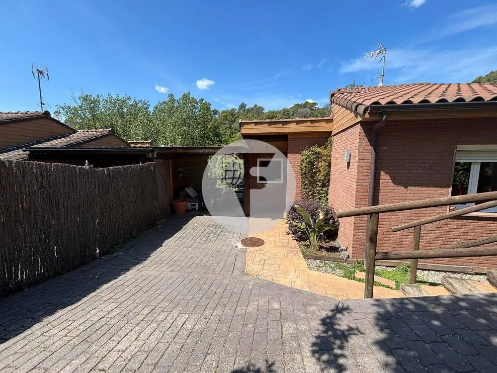 Encantadora Casa Unifamiliar Rodeada de Naturaleza en L’Ametlla del Vallès - imagen 44