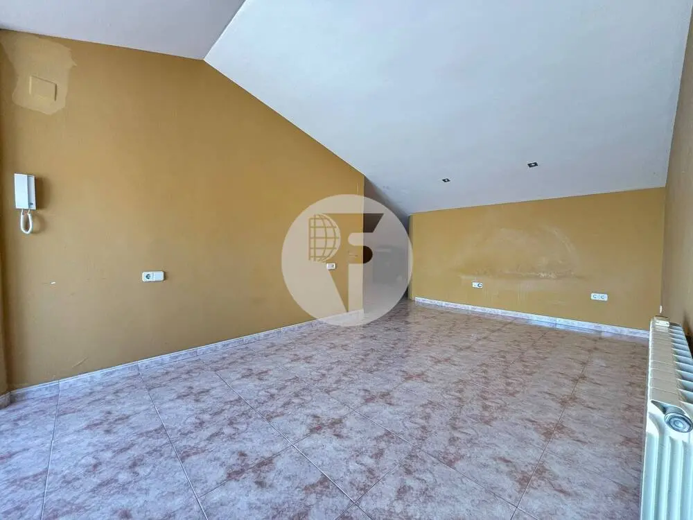 Dúplex luminoso con terraza, plaza de aparcamiento y espacios abiertos en Bellavista - imagen 28