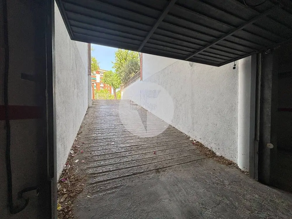 Dúplex luminoso con terraza, plaza de aparcamiento y espacios abiertos en Bellavista - imagen 34