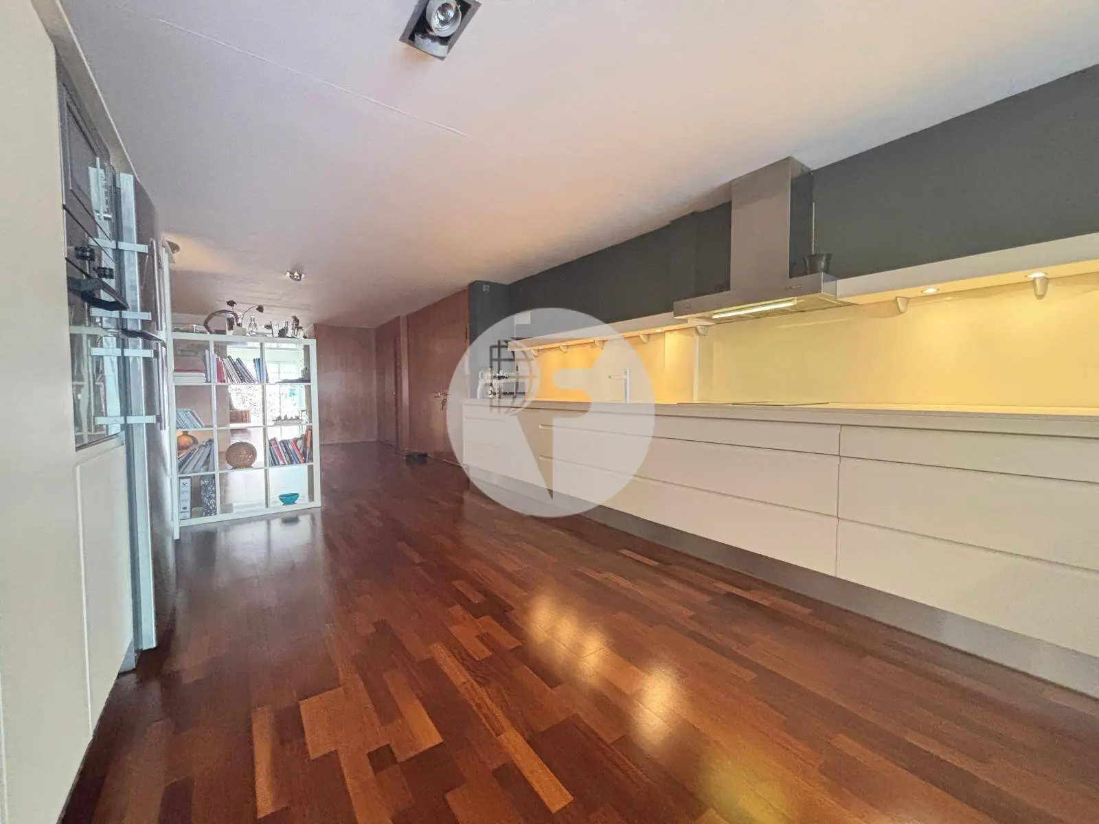 Exclusivo loft de diseño con terraza privada en el centro de Granollers - imagen 13