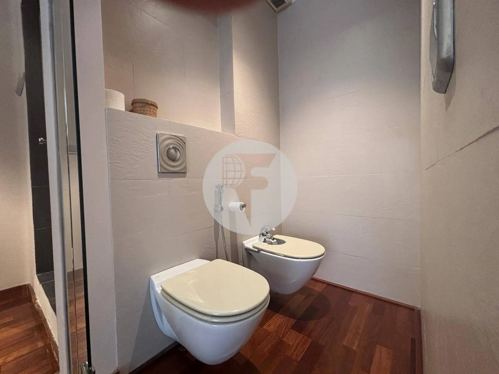 Exclusivo loft de diseño con terraza privada en el centro de Granollers - imagen 29