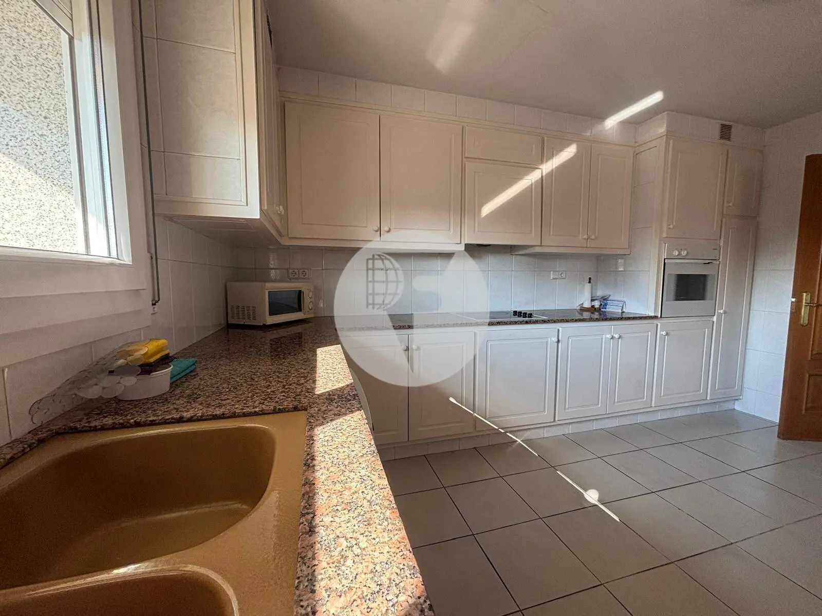 EXCLUSIVO ÁTICO ESQUINERO EN EL CENTRO DE GRANOLLERS, CON ORIENTACIÓN SUR - imagen 20
