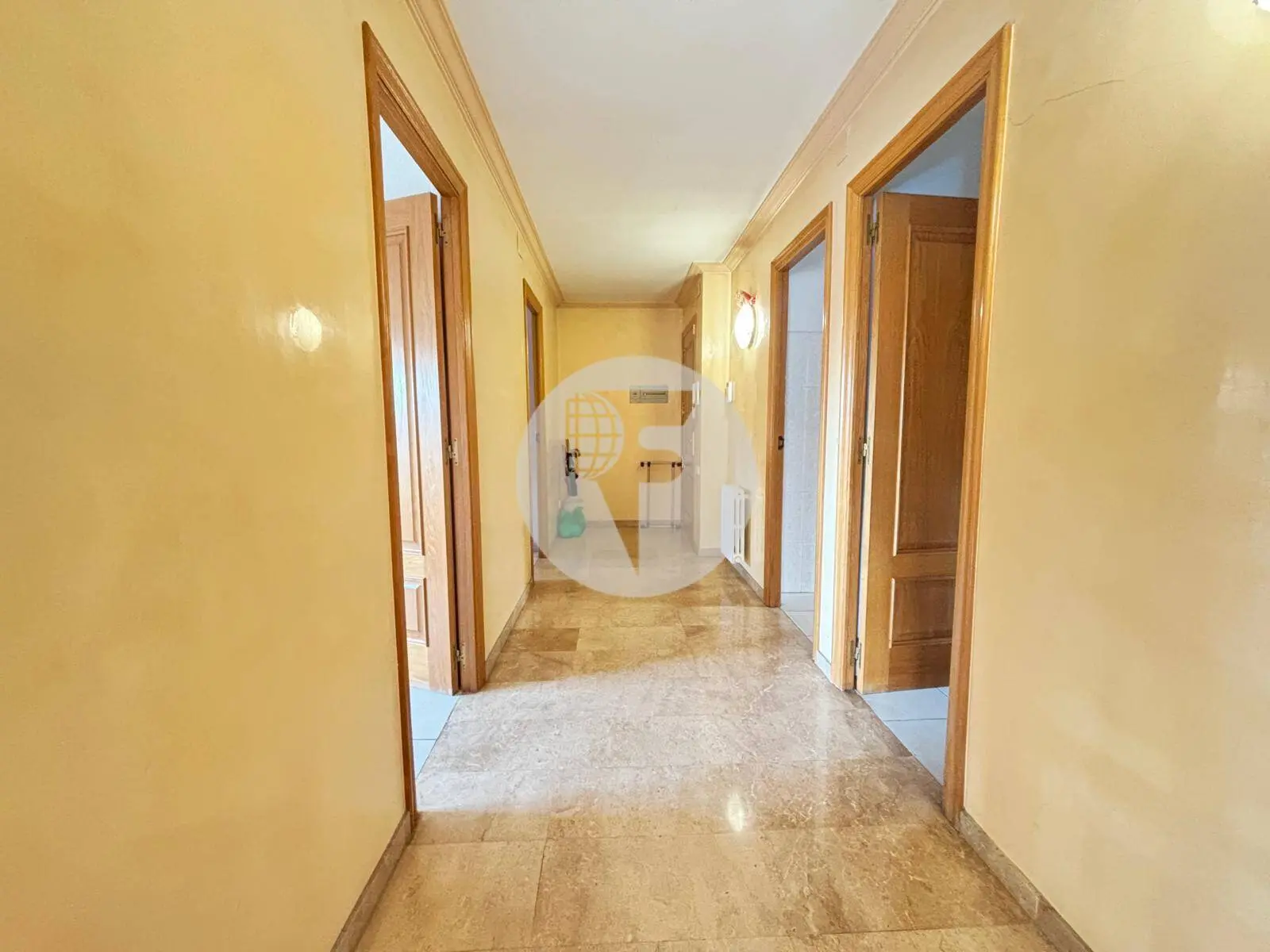 EXCLUSIVO ÁTICO ESQUINERO EN EL CENTRO DE GRANOLLERS, CON ORIENTACIÓN SUR - imagen 33