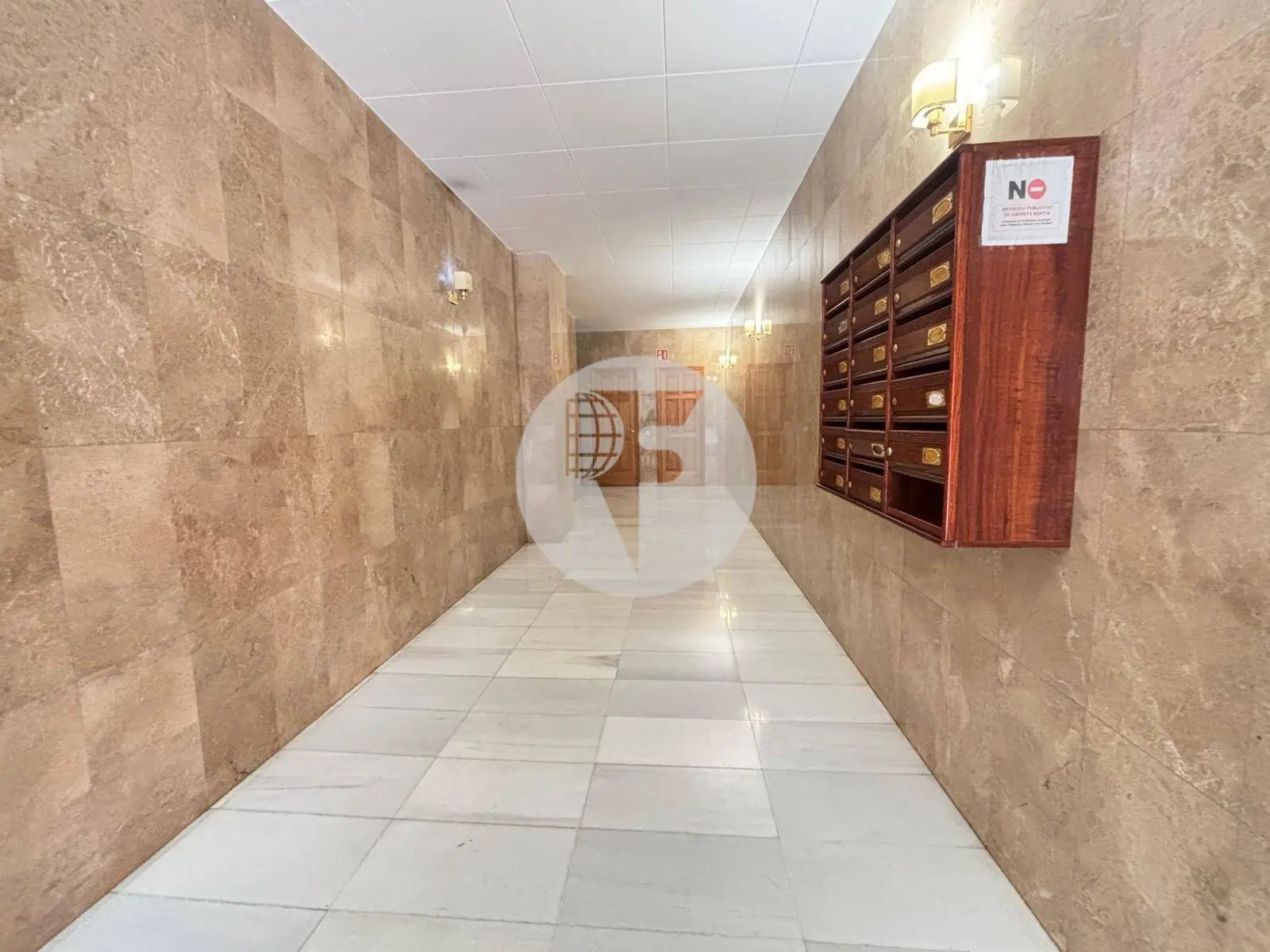 EXCLUSIVO ÁTICO ESQUINERO EN EL CENTRO DE GRANOLLERS, CON ORIENTACIÓN SUR - imagen 40