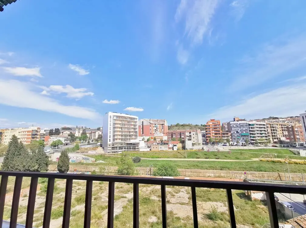 Fantastic 144m² penthouse with an impressive 65m² terrace for sale in Granollers 17