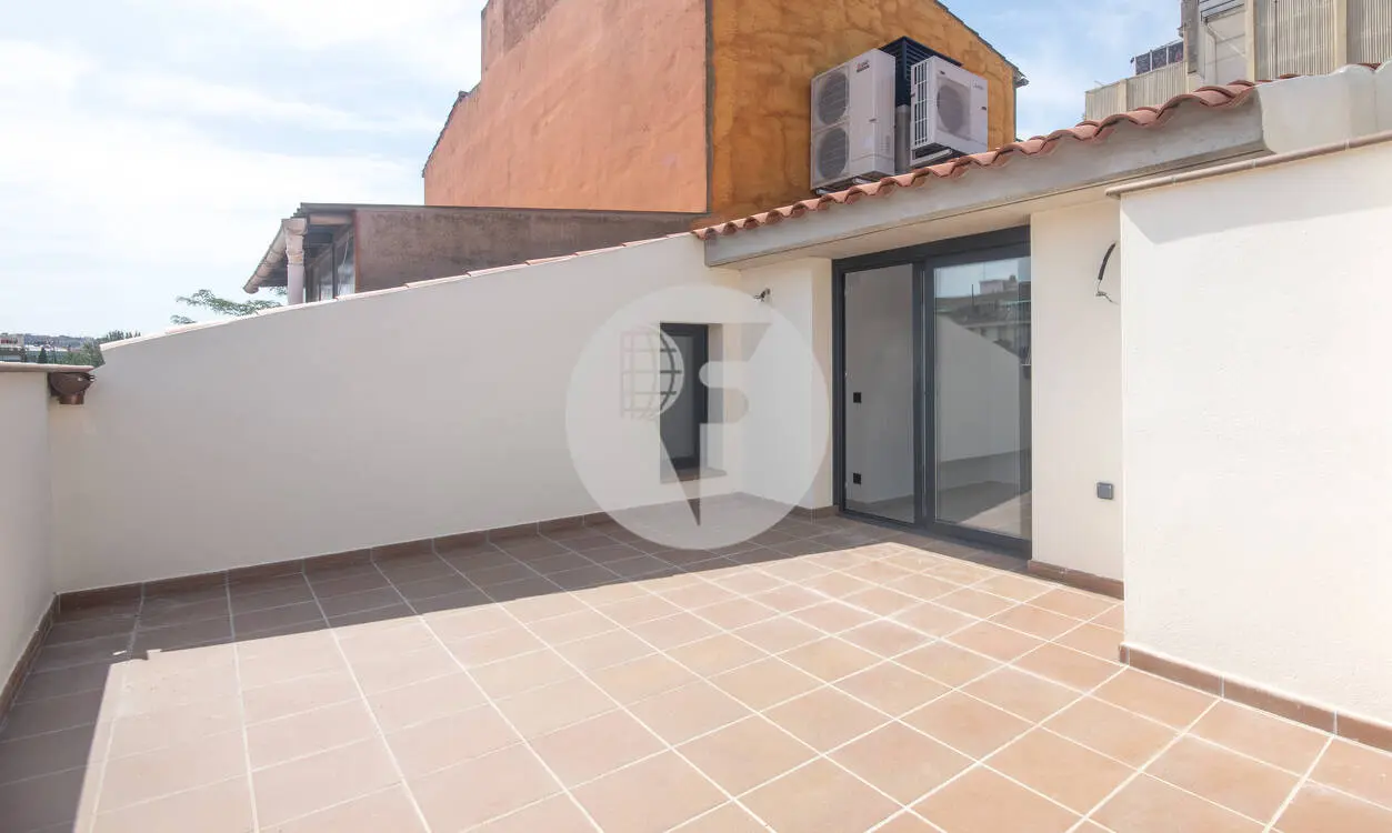 Brand new duplex in Granollers of 80 m² on a farm with 3 neighbors. 21
