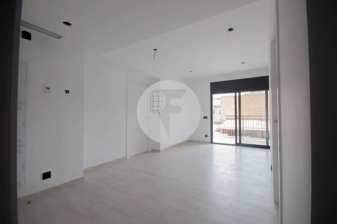 Brand new duplex in Granollers of 80 m² on a farm with 3 neighbors. 6