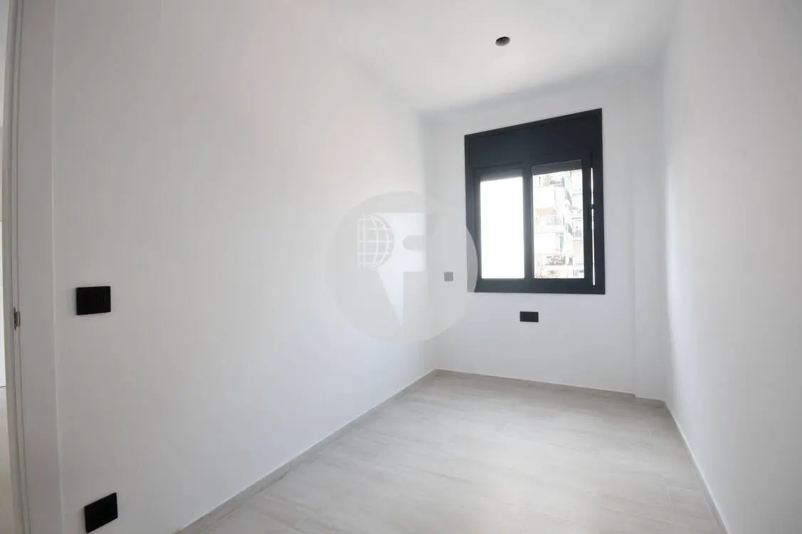 Brand new duplex in Granollers of 80 m² on a farm with 3 neighbors. 14
