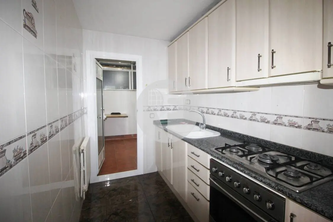 Cozy 70 m² apartment according to cadastre close to the center of Granollers. 11