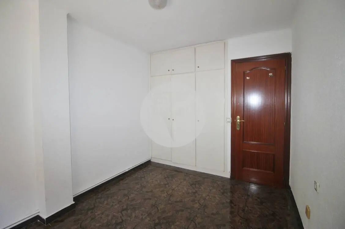Cozy 70 m² apartment according to cadastre close to the center of Granollers. 22