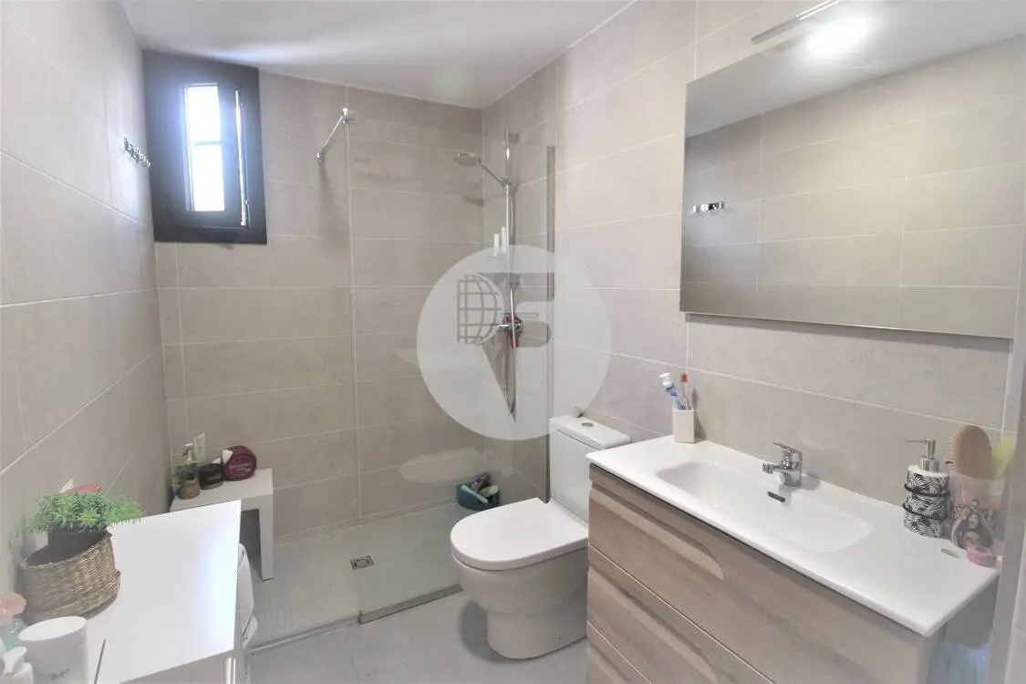 Apartment in perfect condition, with 3 bedrooms in the center of Grano 27