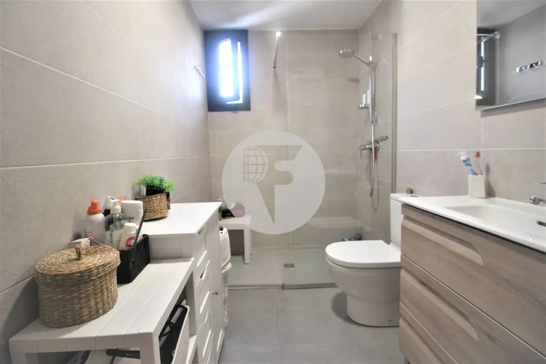 Apartment in perfect condition, with 3 bedrooms in the center of Grano 28