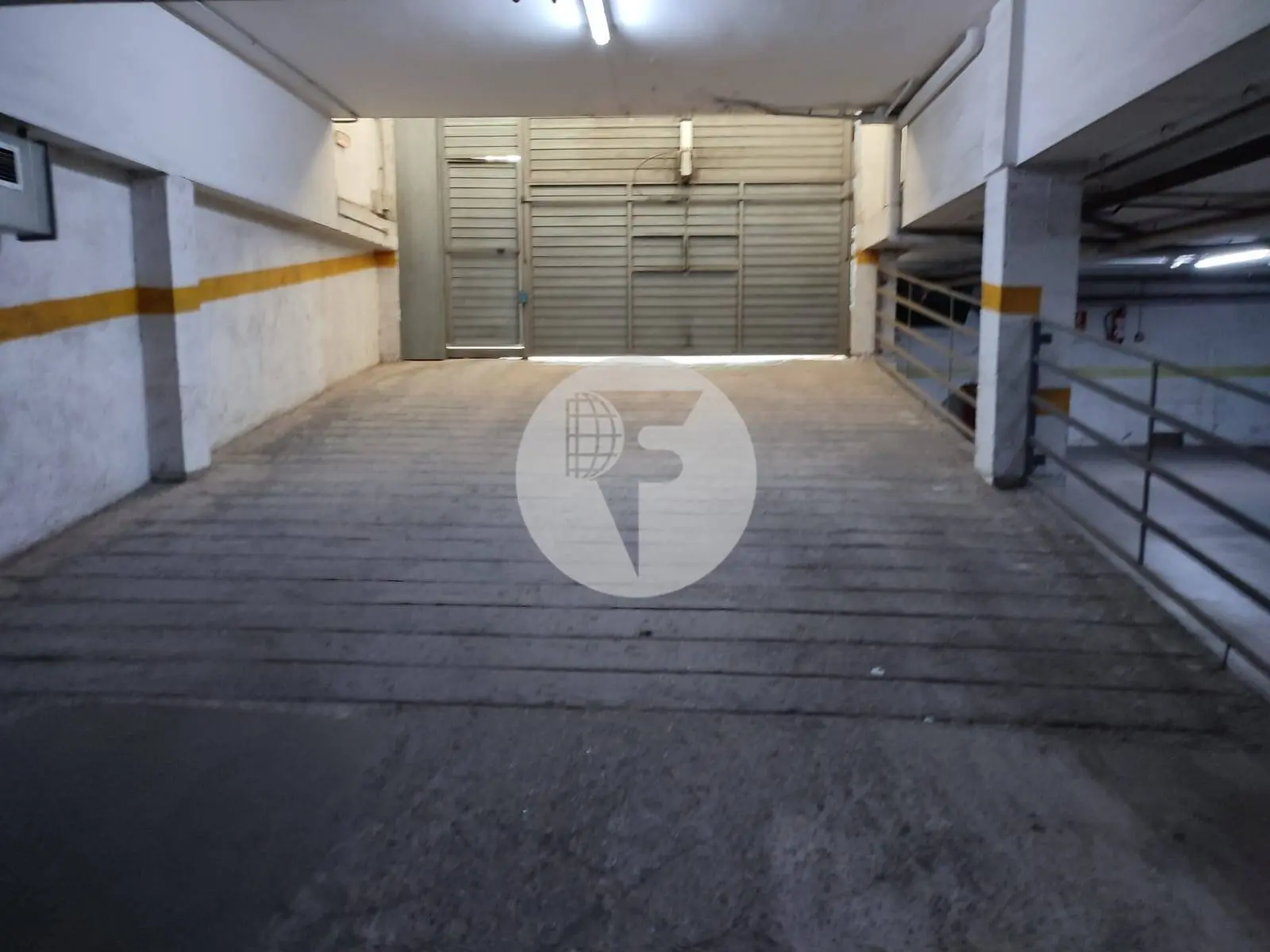 Parking space for sale in Pasaje Andalucia in Bellavista. 2
