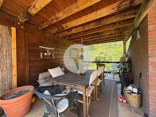 Encantadora Casa Unifamiliar Rodeada de Naturaleza en L’Ametlla del Vallès